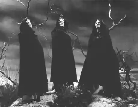 劇のイメージを伝える絵画